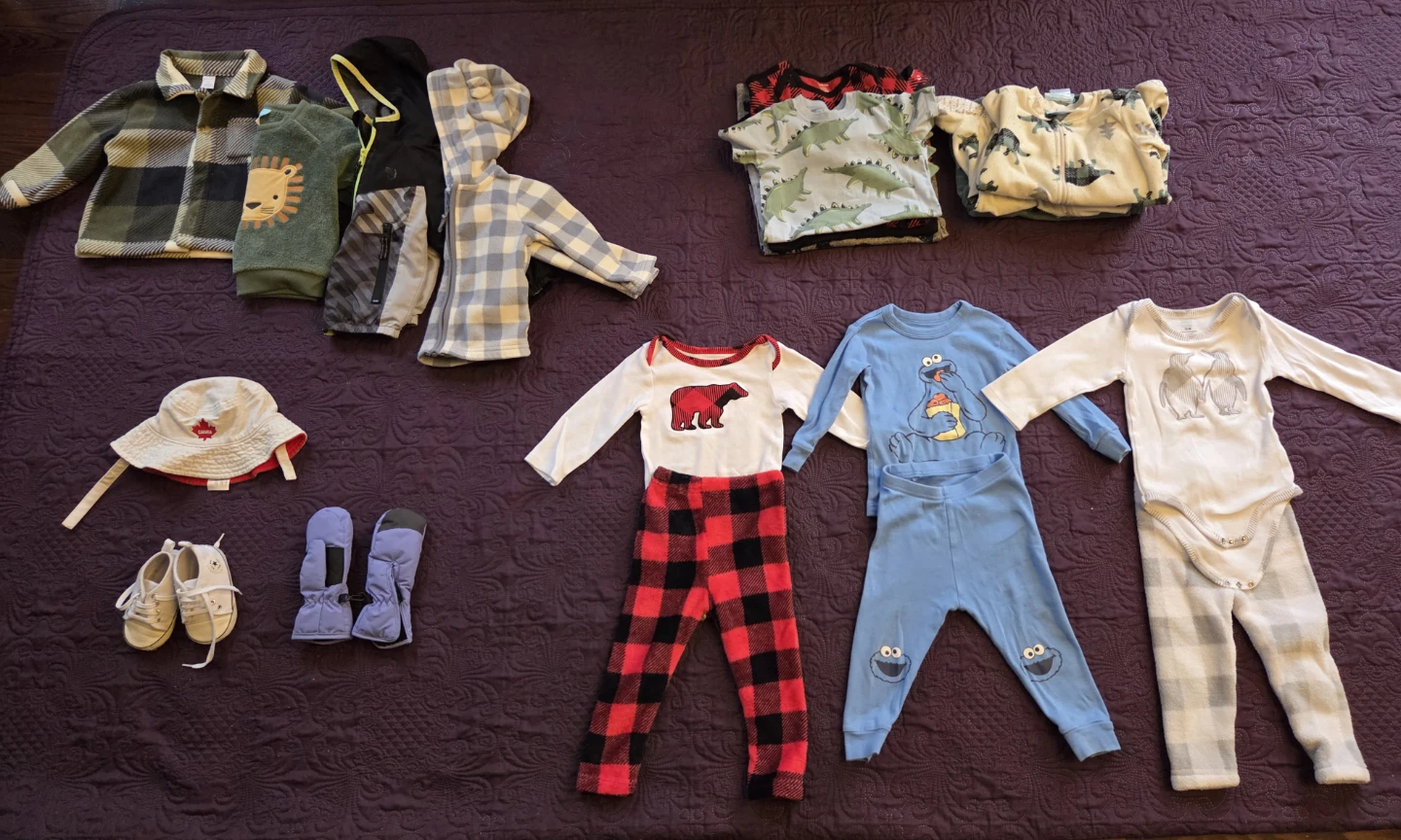 Boy's clothes 12 months - photo 2