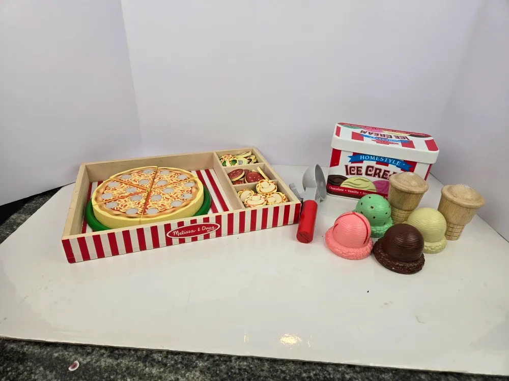 Melissa and Doug wooden toy set pizza and icecream image indicator(2)