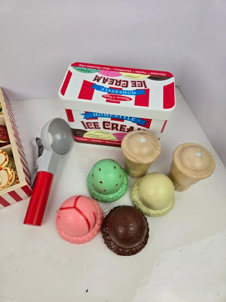 Melissa and Doug wooden toy set pizza and icecream image indicator(8)