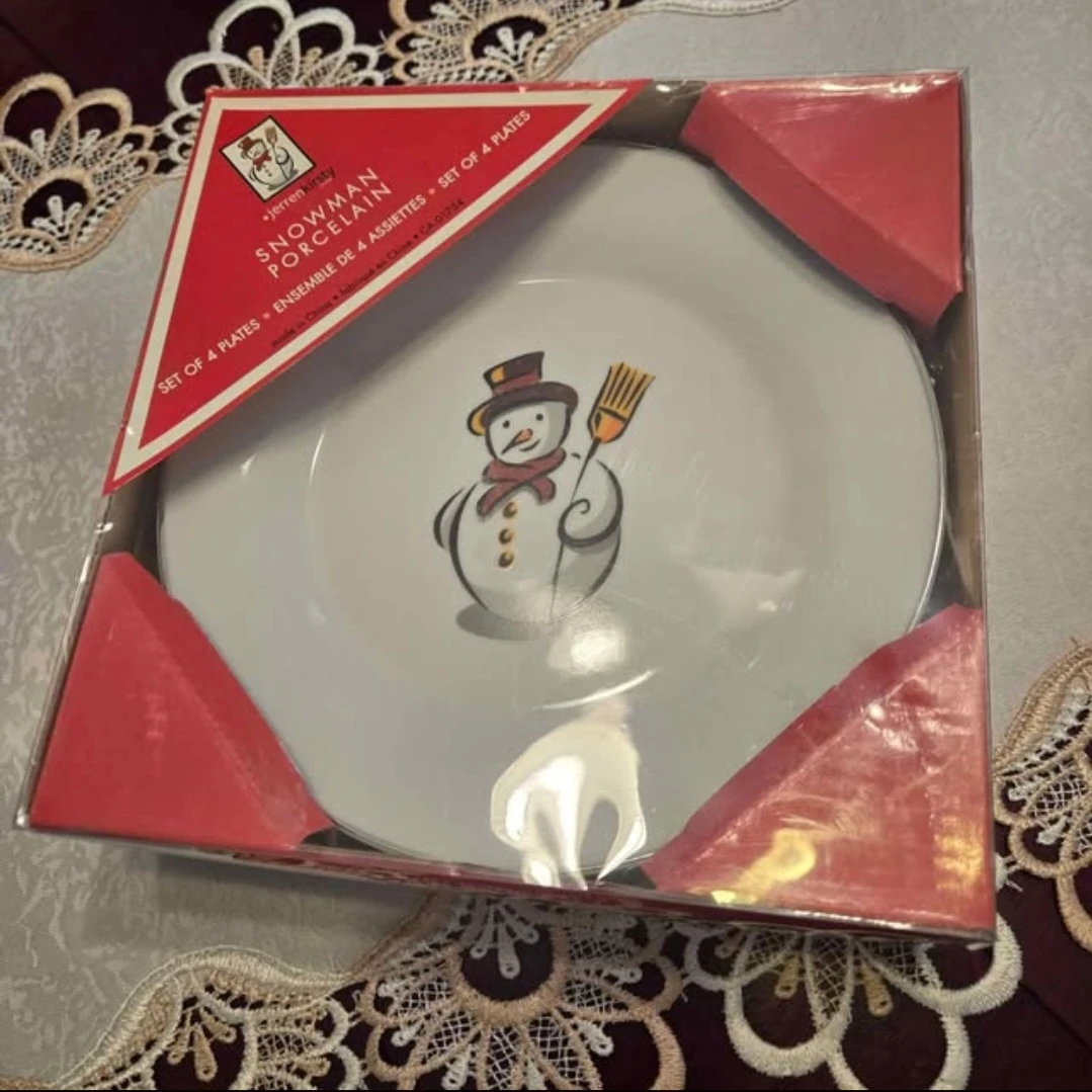 Jerrely Snowman Porcelain Plates Set of 4