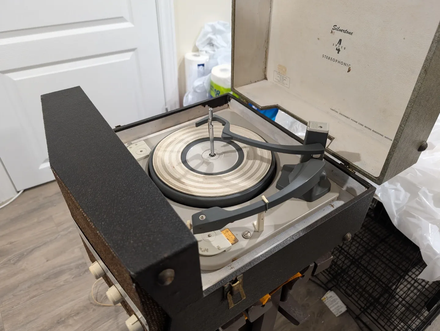 Vintage Silvertone Stereophonic Record Player image indicator(5)