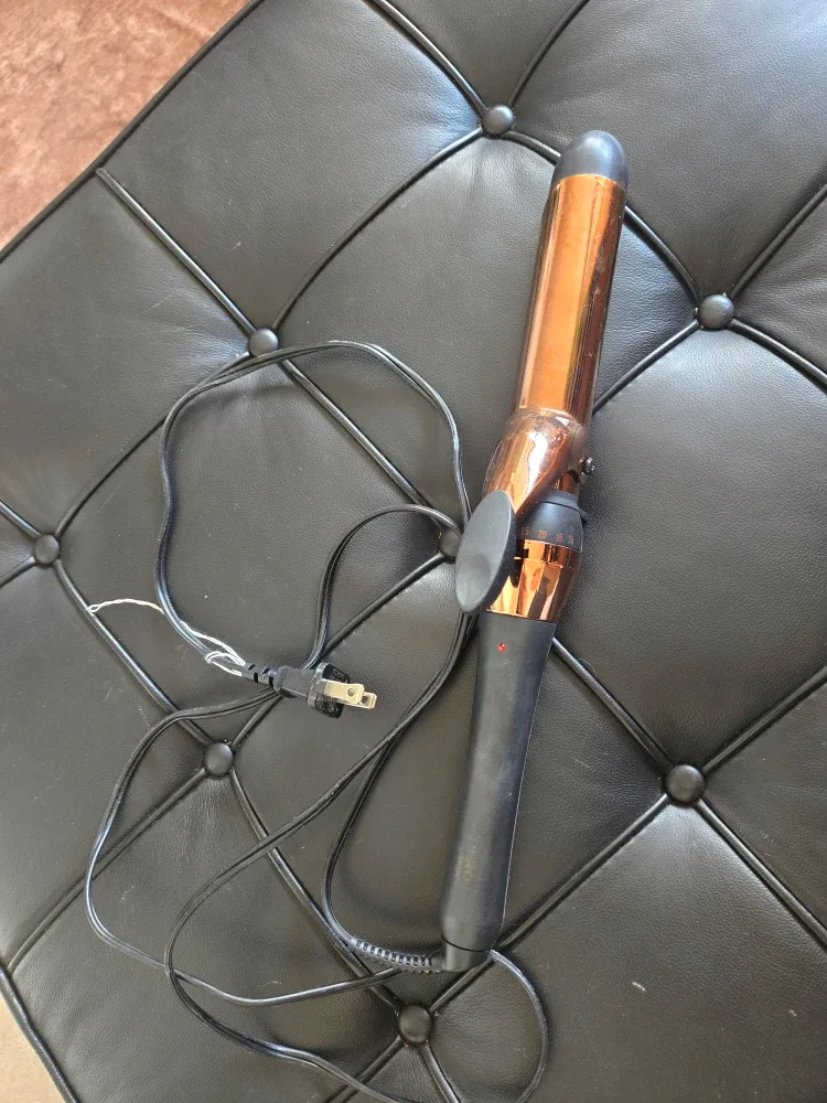 CONAIR Rose Gold Curling Iron image indicator(2)