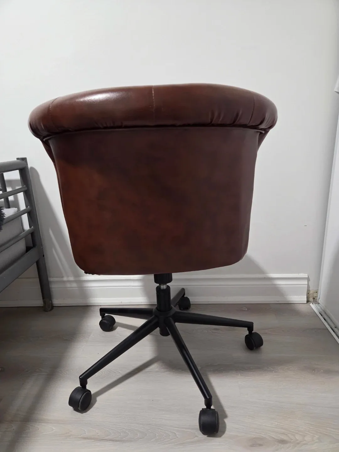 Wayfair Brown Tufted Office Chair image indicator(2)