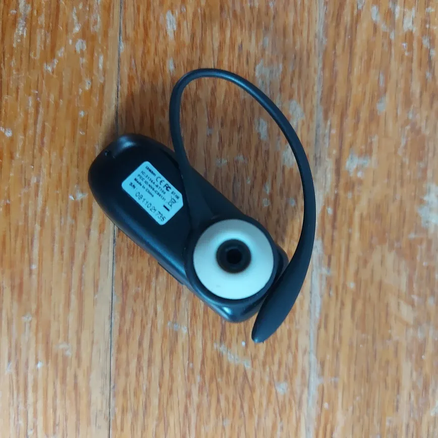 NEW - BT-100 Bluetooth Headset image indicator(2)