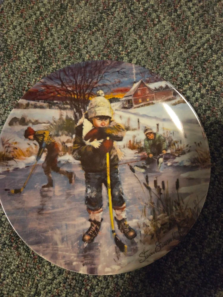 Sheri Farabaugh Collector Plates image indicator(8)