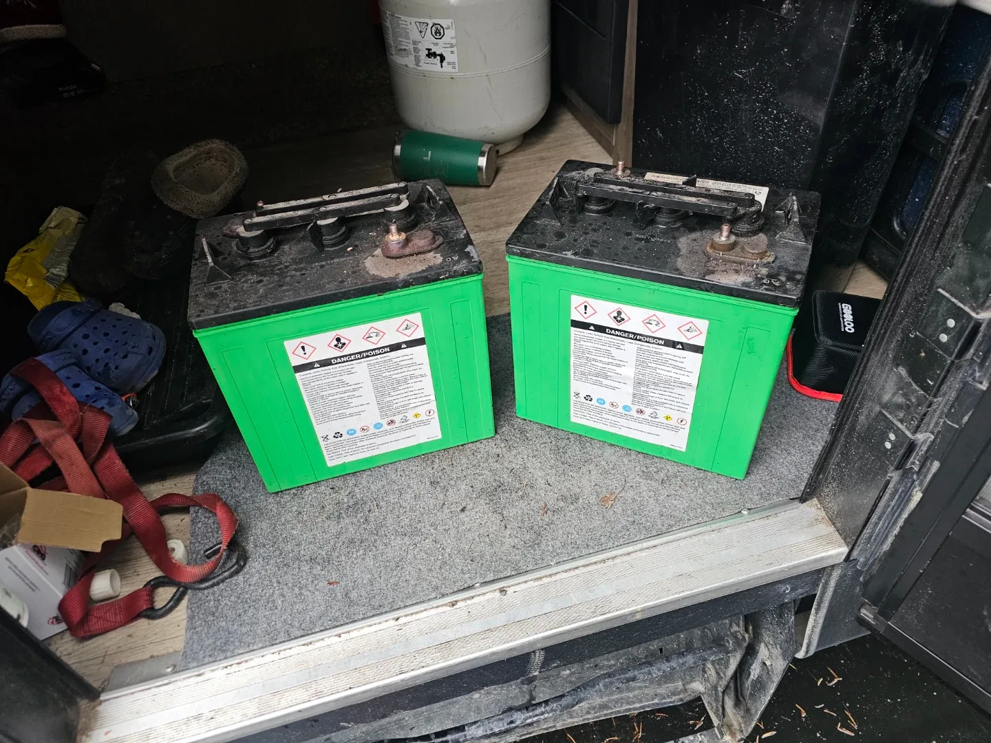 Interstate Batteries GC2 Deep Cycle Extreme Battery image indicator(2)