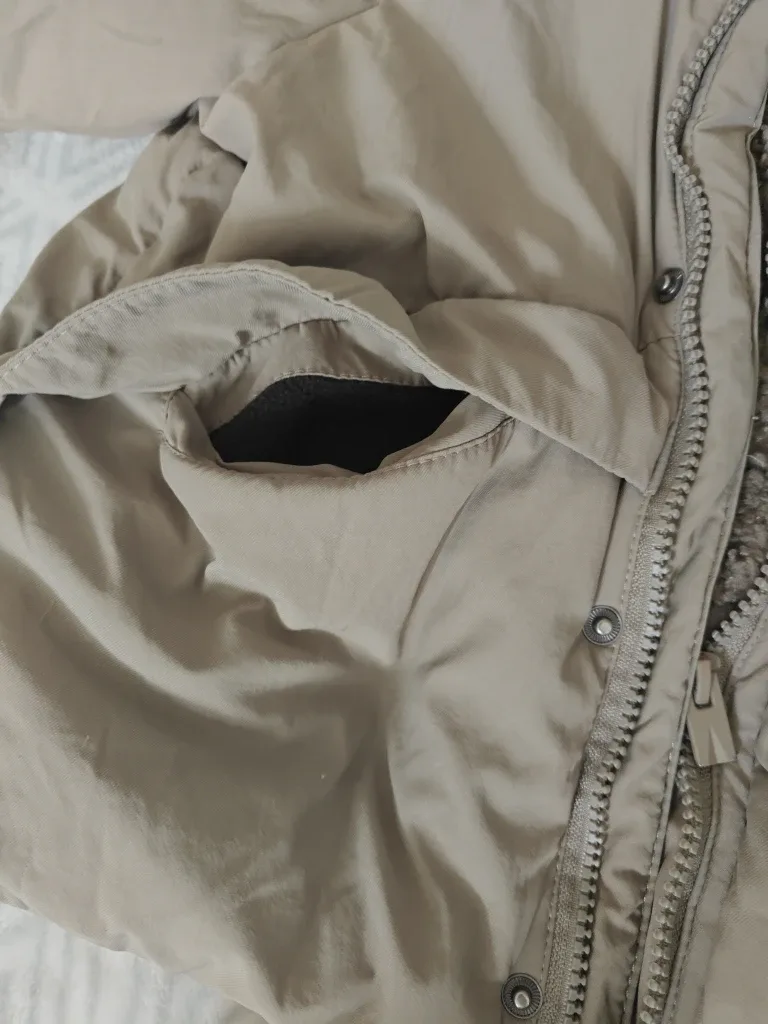 Zara Puffer Jacket, Size 18-24 Months image indicator(6)