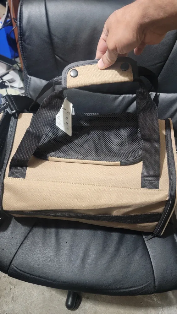 PETSFIT Dog Carrier - Brand New! image indicator(4)