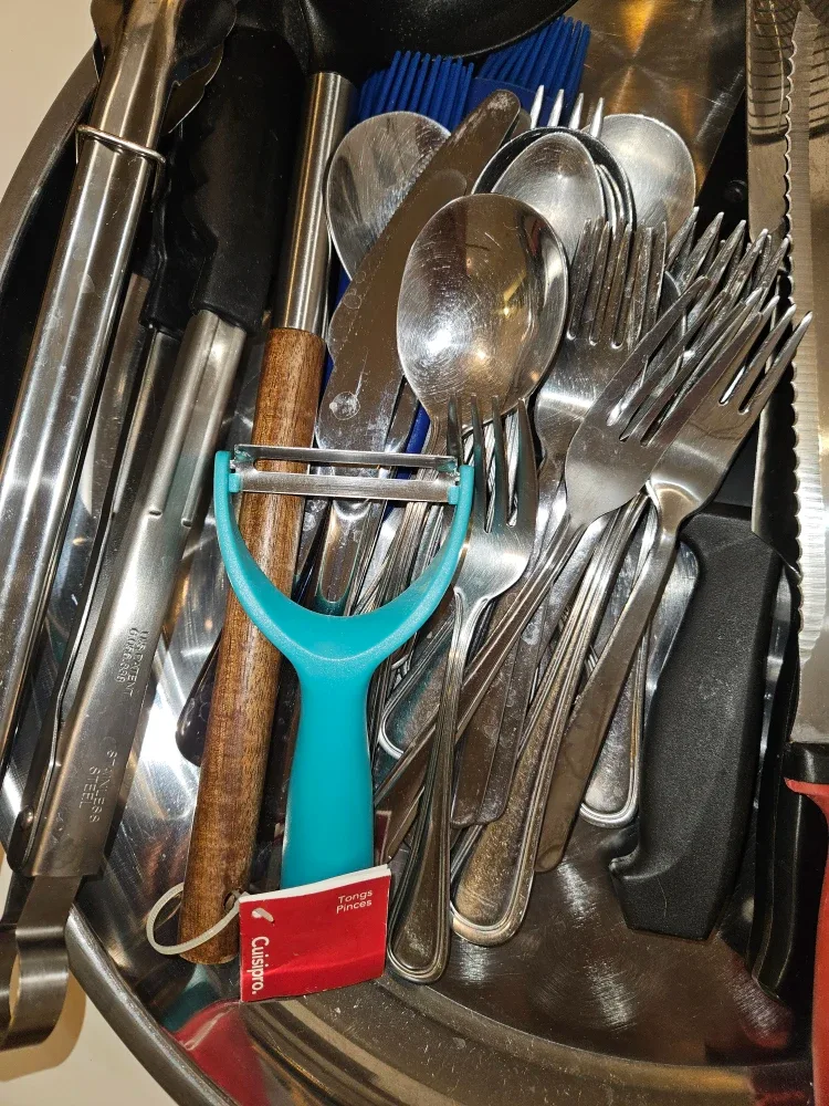 (Moving Sale)Mixed Kitchen Utensils image indicator(5)