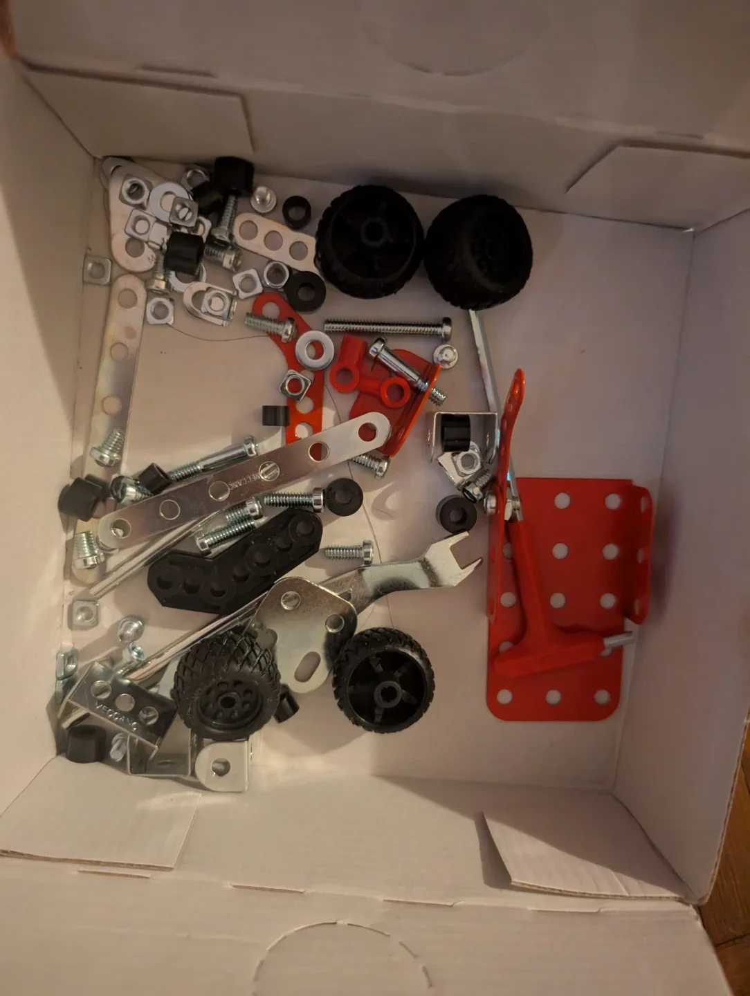 Meccano Rescue Squad 3 in 1 Model Set image indicator(2)