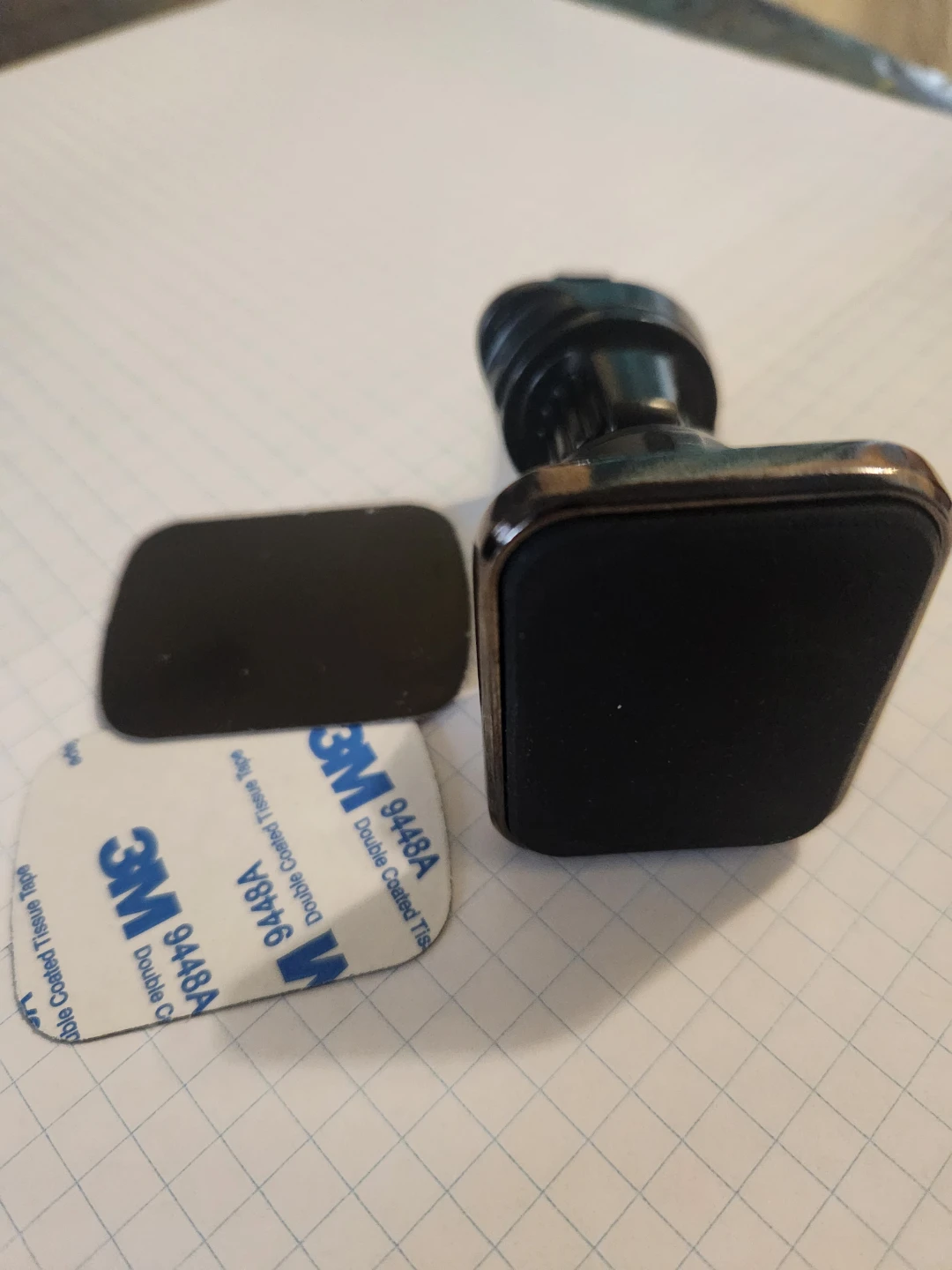 Magnetic cellphone holder - photo 3