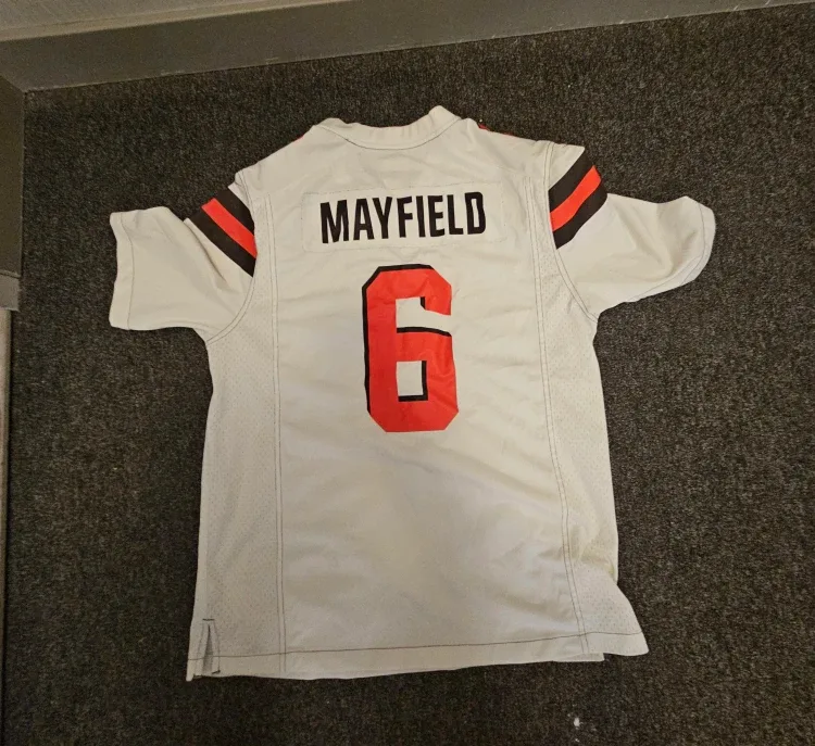 Nike Mayfield #6 Cleveland Browns Jersey - Size L image indicator(2)