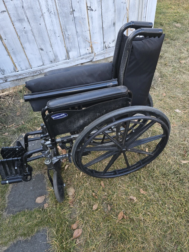 Invacare Wheelchair - Black - photo 2