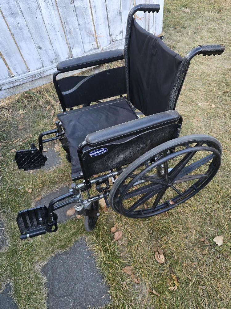 Invacare Wheelchair - Black - photo 4