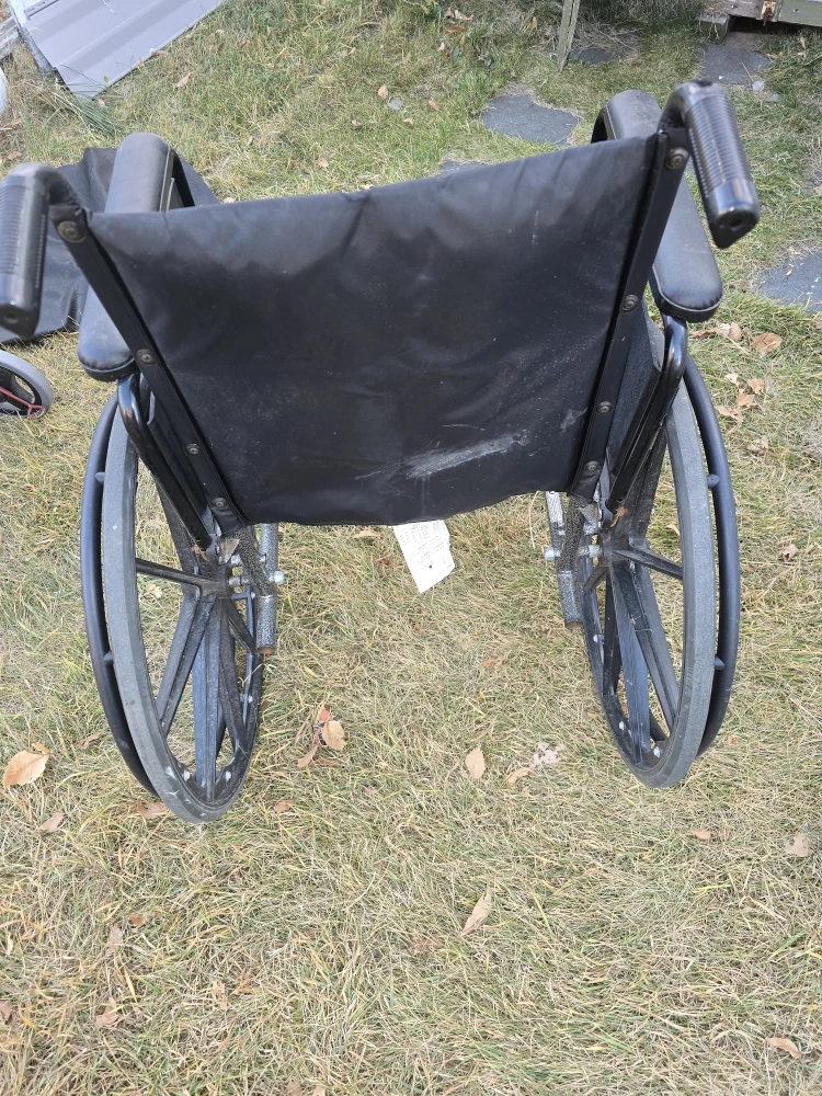 Invacare Wheelchair - Black - photo 5
