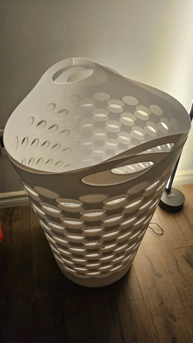 Mainstays 70-Litre Laundry Hamper