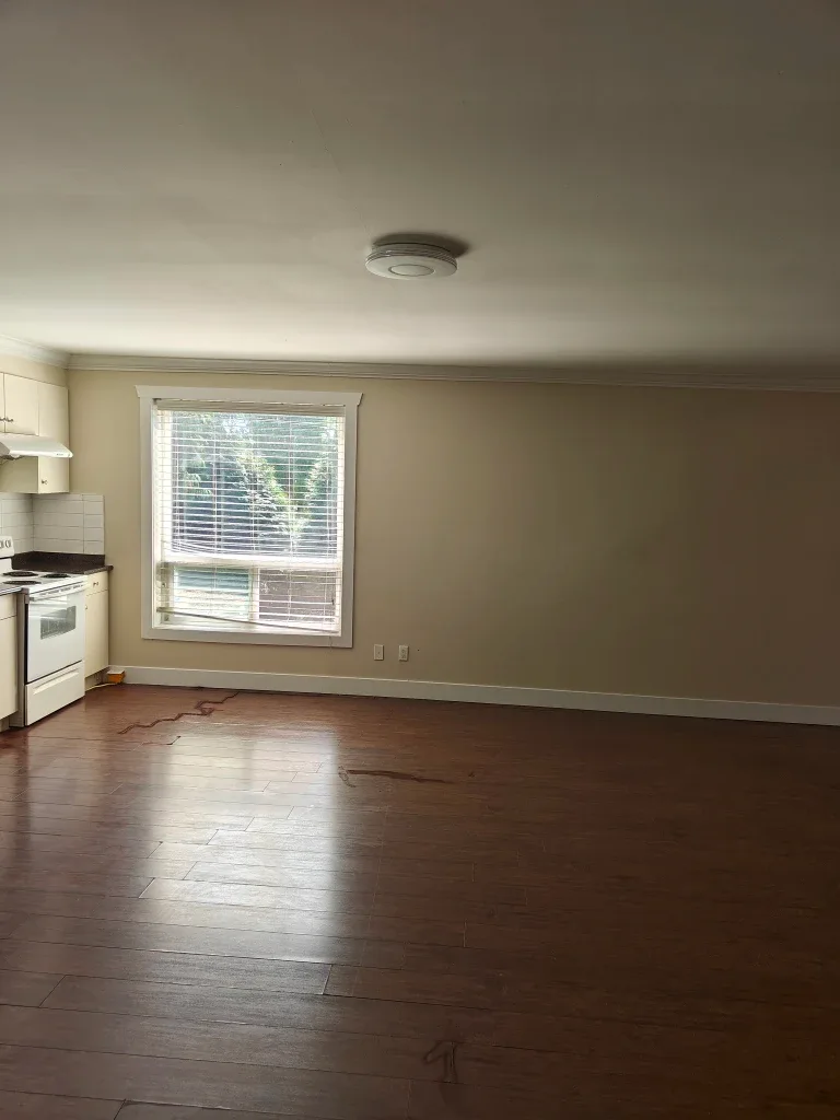 Basement for rent image indicator(8)