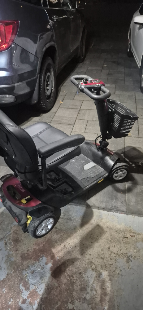 Foxtrot Mobility Scooter - photo 2