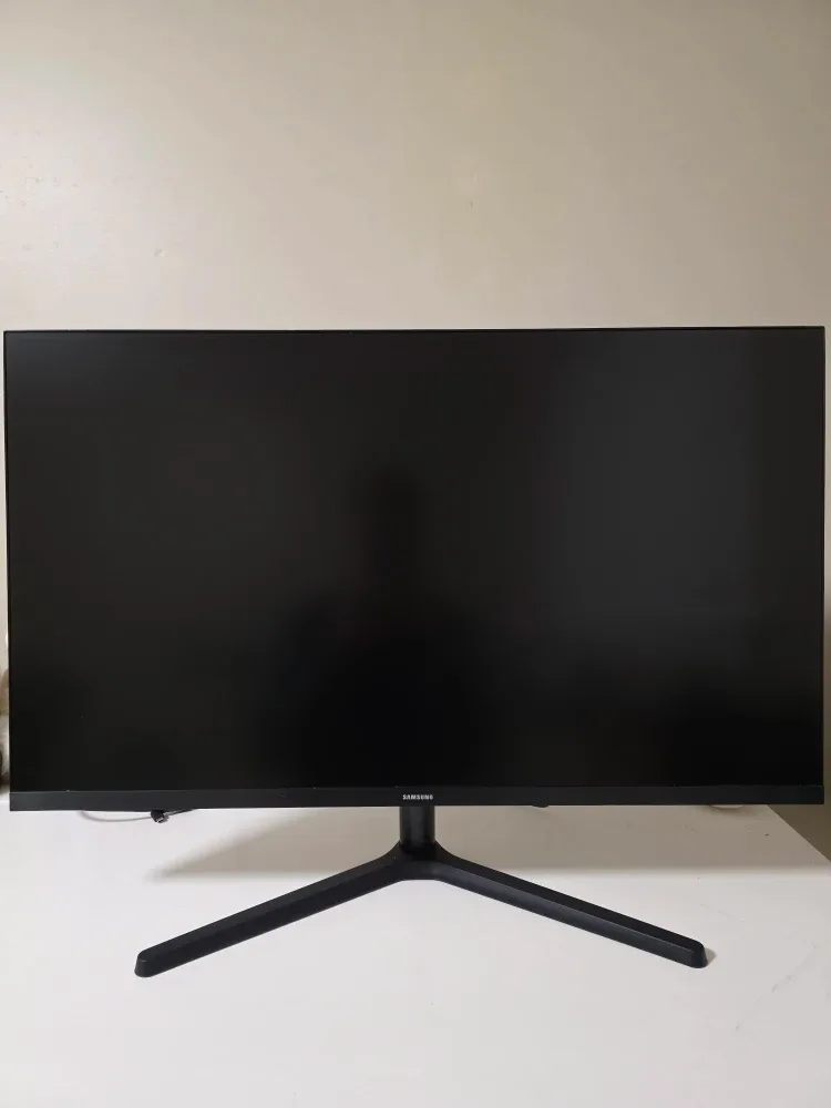 Samsung 32" Monitor