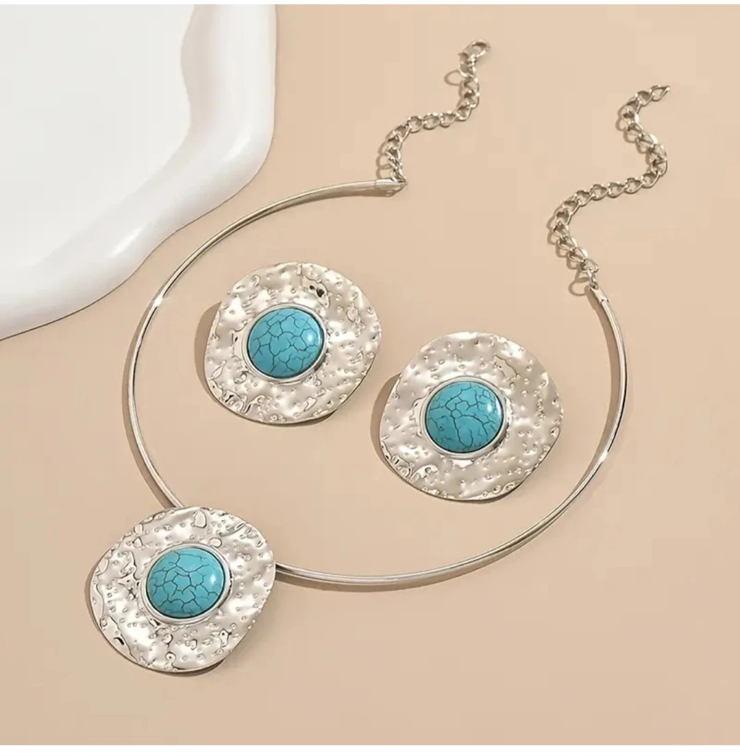 Turquoise Stone Necklace & Earring Set in gold and silver