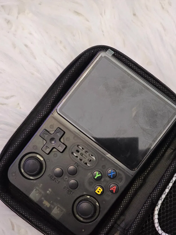 Game Console Model No.R36S