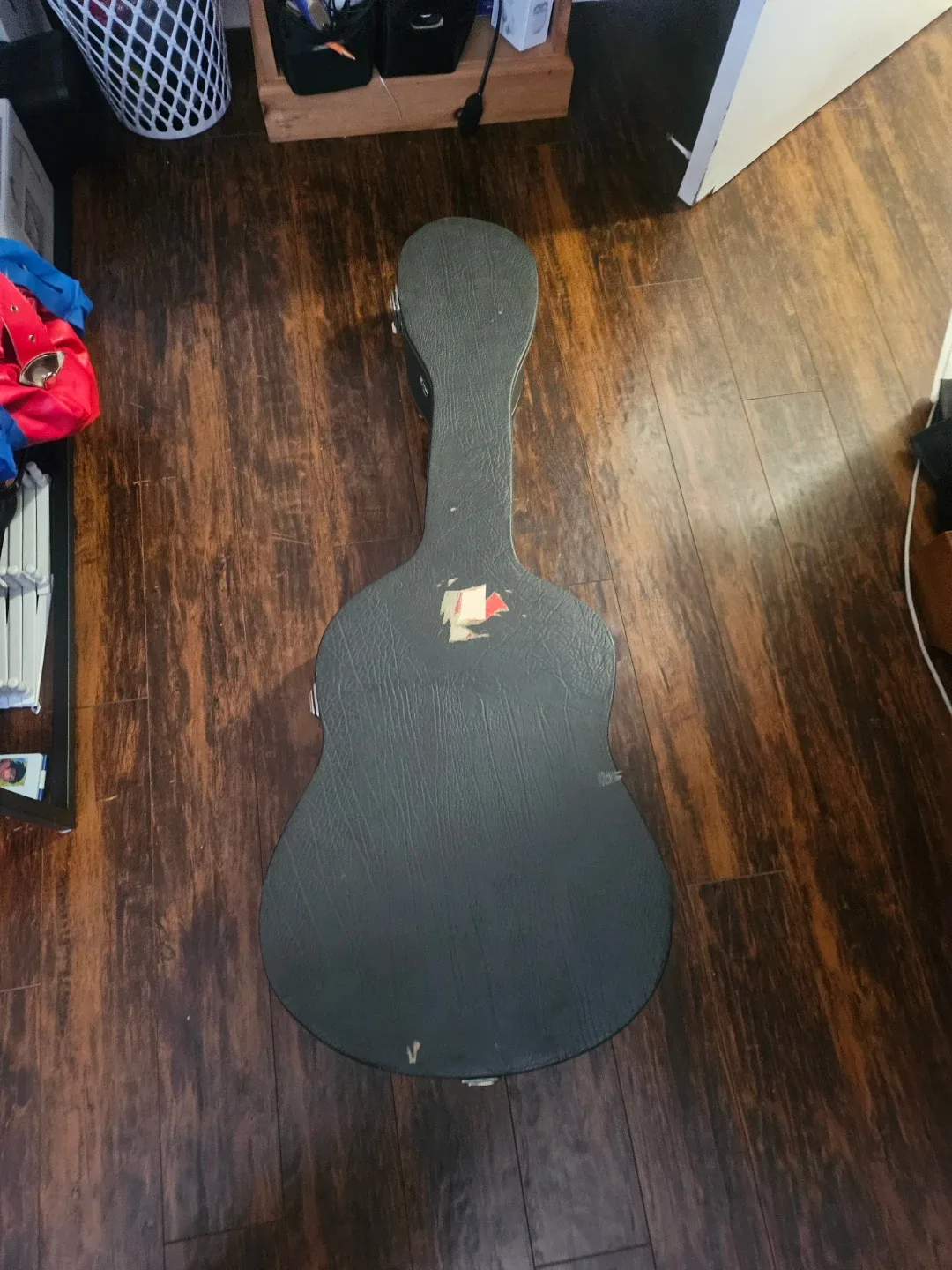 Guitar Case image indicator(8)