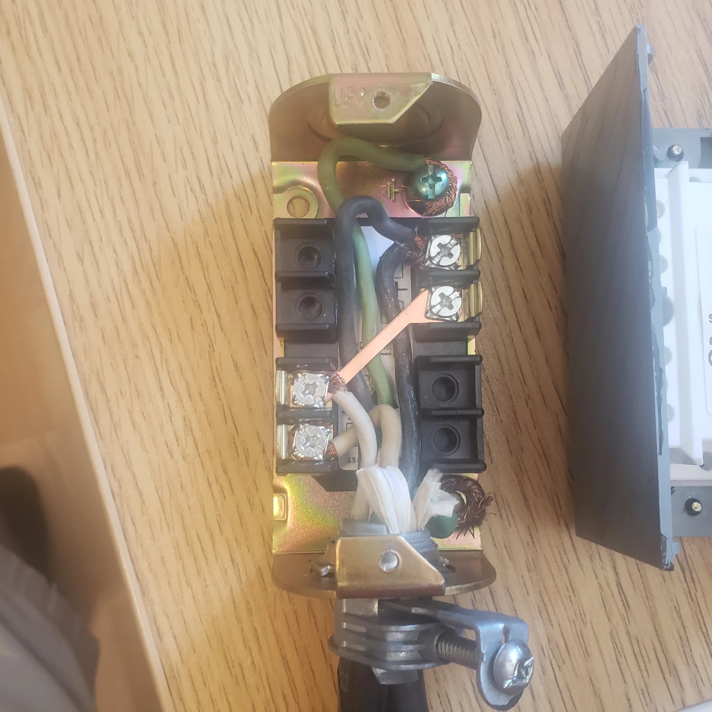 Square D Start-Stop switch - photo 3