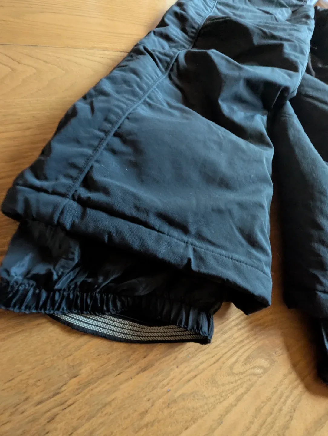 Alpine Peak Black Snow Pants - Size S image indicator(4)