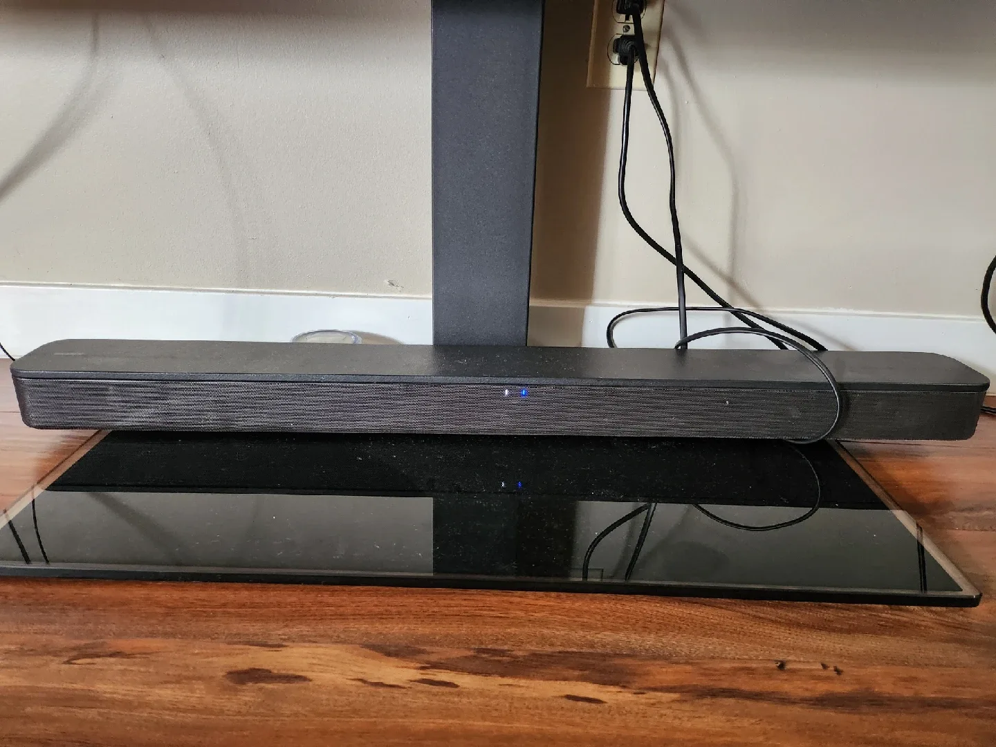 Sony XR-77A80J 77-inch TV & Bose Soundbar image indicator(2)