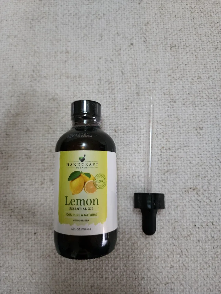 Handcraft Blends Lemon Essential Oil 4 fl oz image indicator(2)
