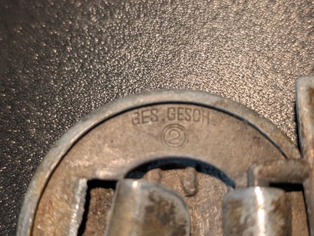 German officer ww2 belt buckle image indicator(3)