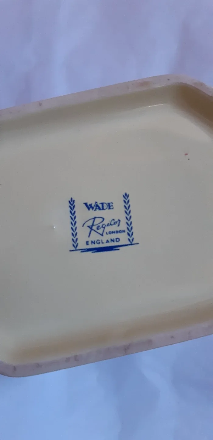 2 Small Vintage Pitchers image indicator(3)