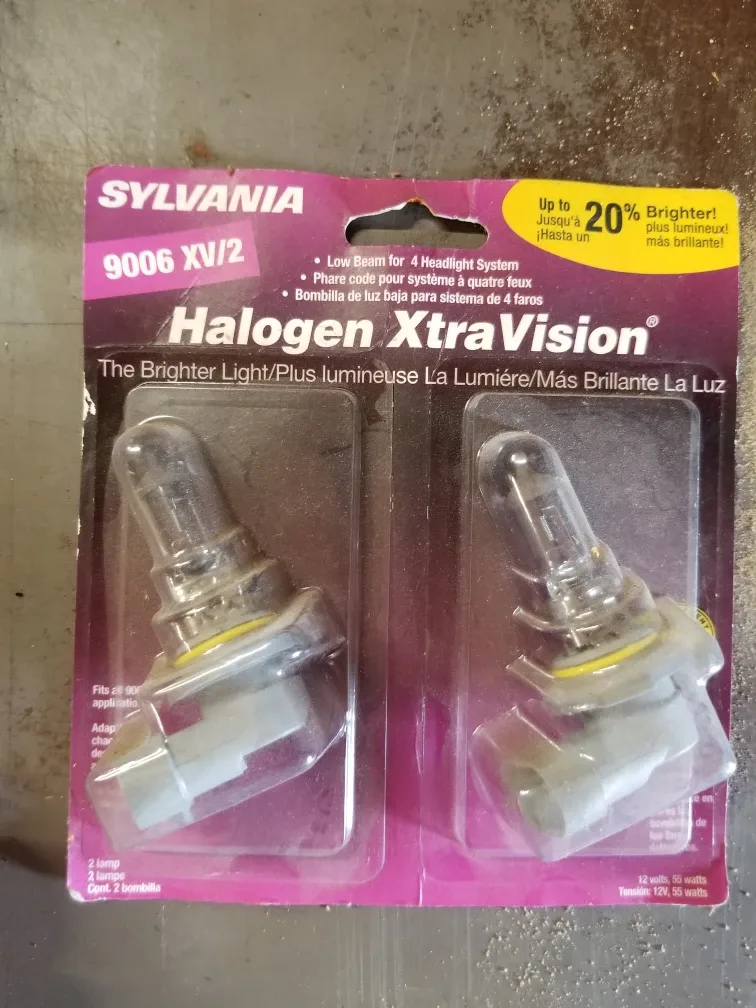 Sylvania 9006 XV/2 Halogen XtraVision Headlight Bulbs