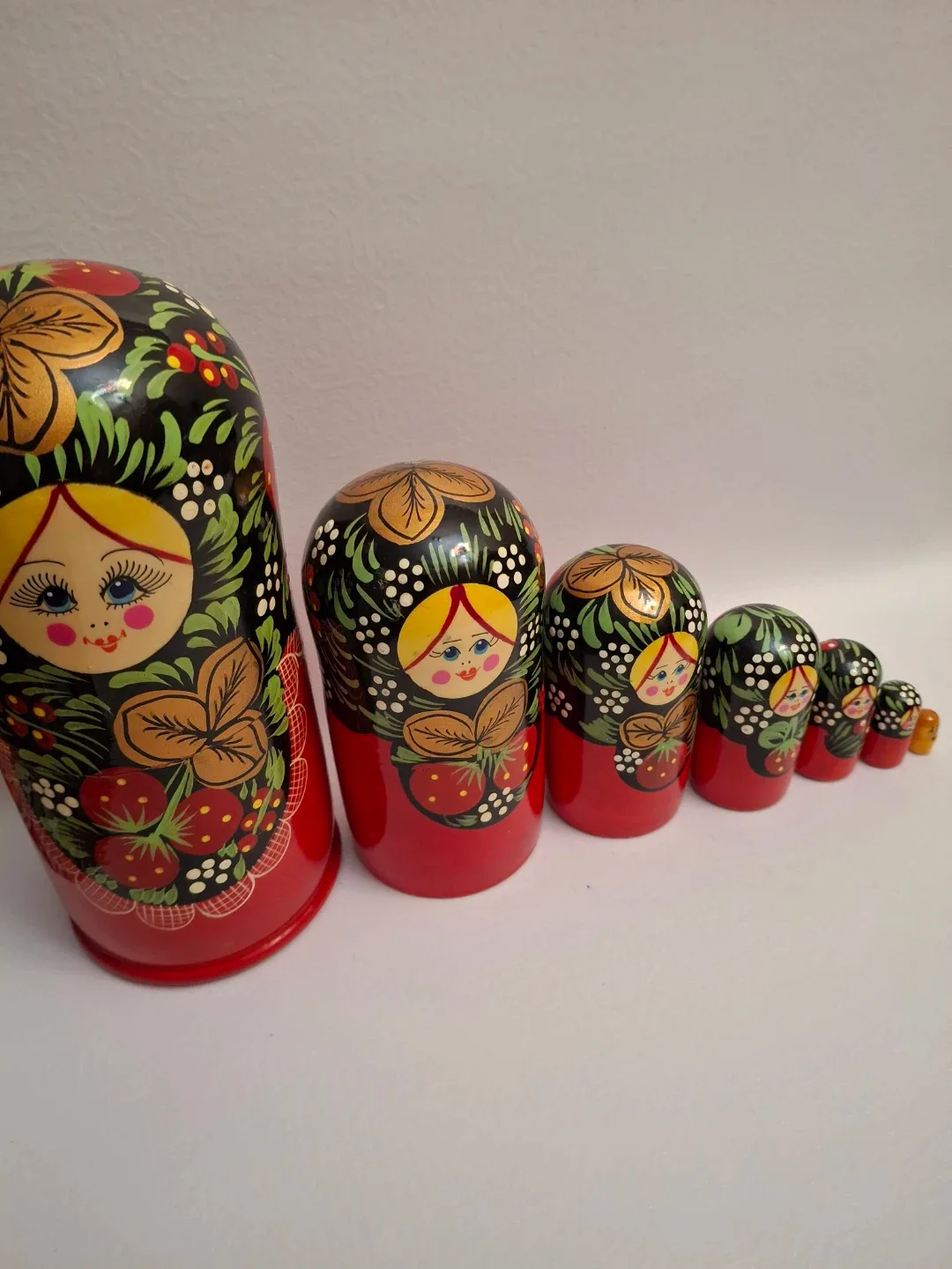 Matryoshka Nesting Dolls image indicator(3)