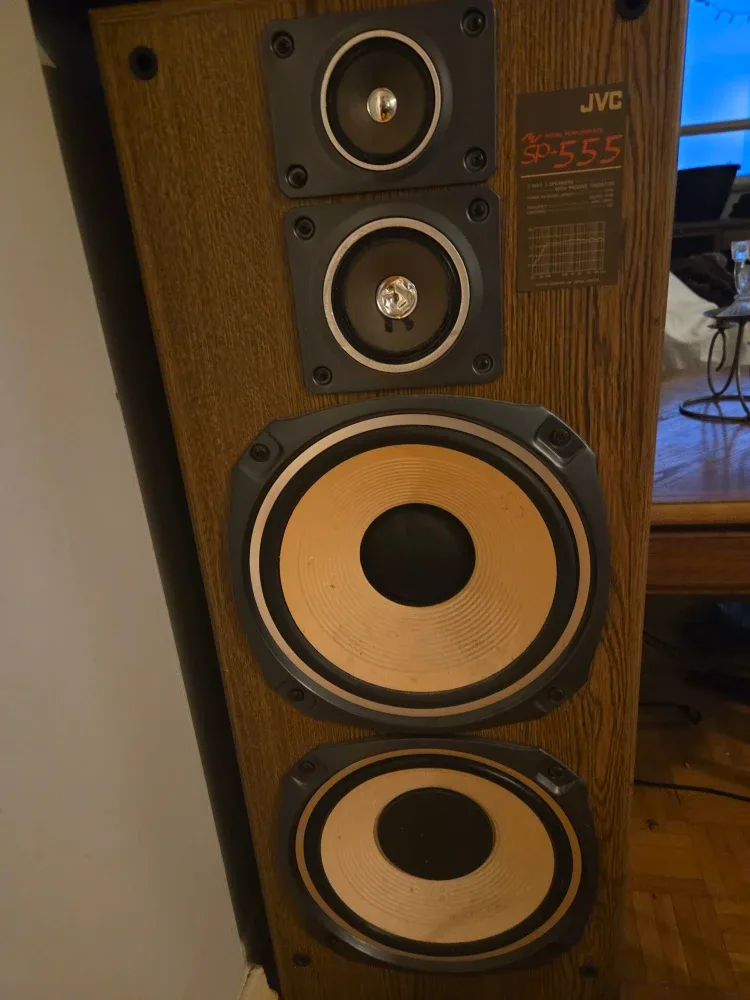 JVC SP-555 Speakers - 3 Way