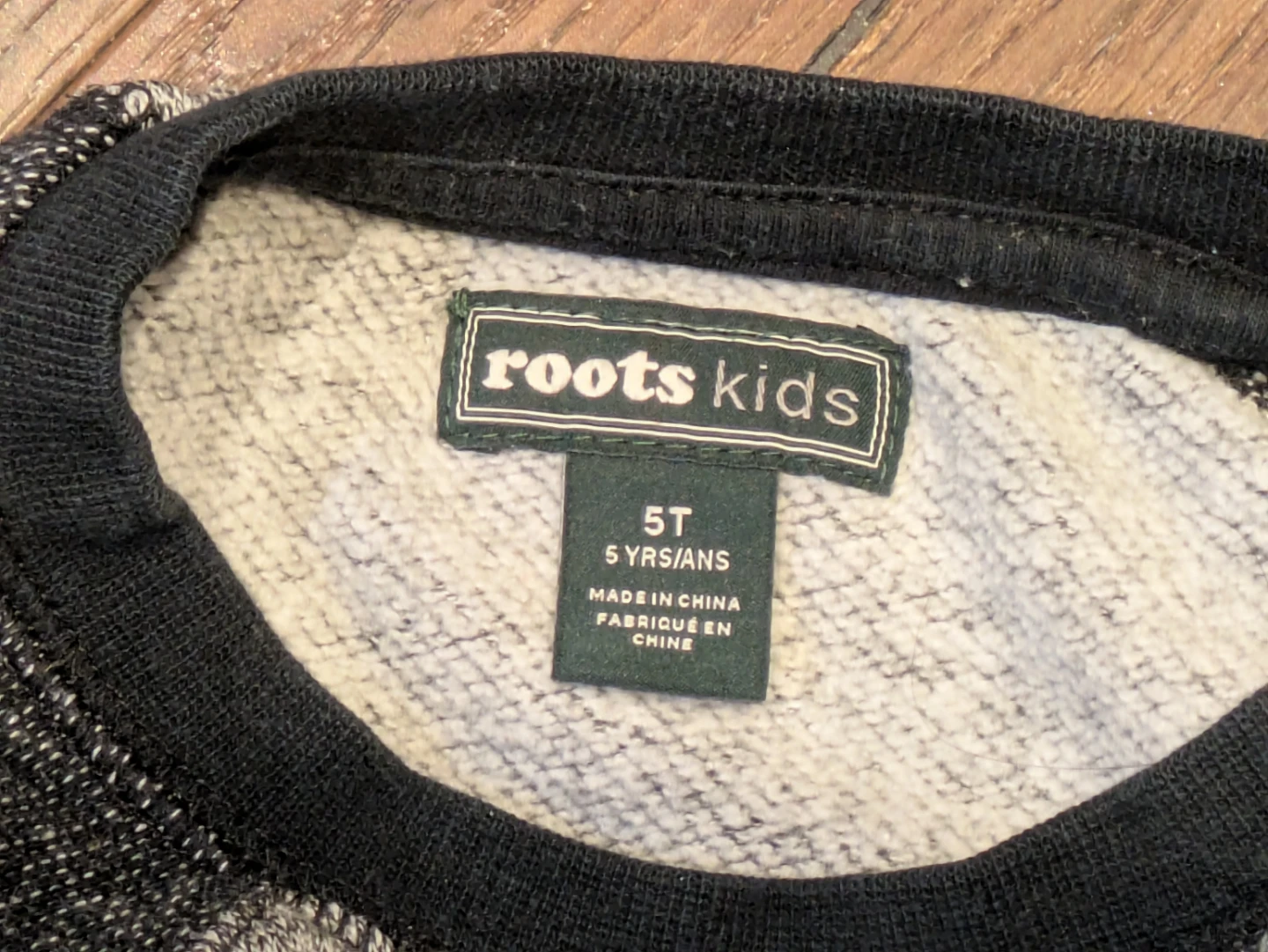 EUC 4T/5T Gap/Roots - 4 Sweaters - photo 5