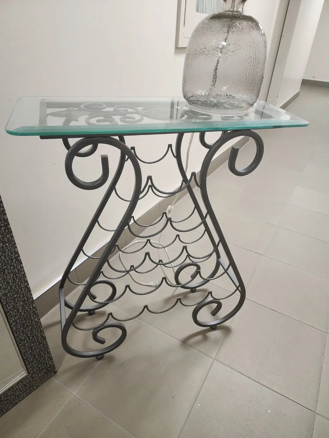 Framed Wall Mirror image indicator(3)