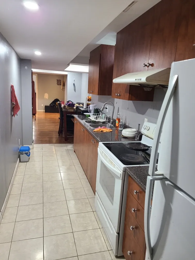 1 bedroom basement Apartment image indicator(7)