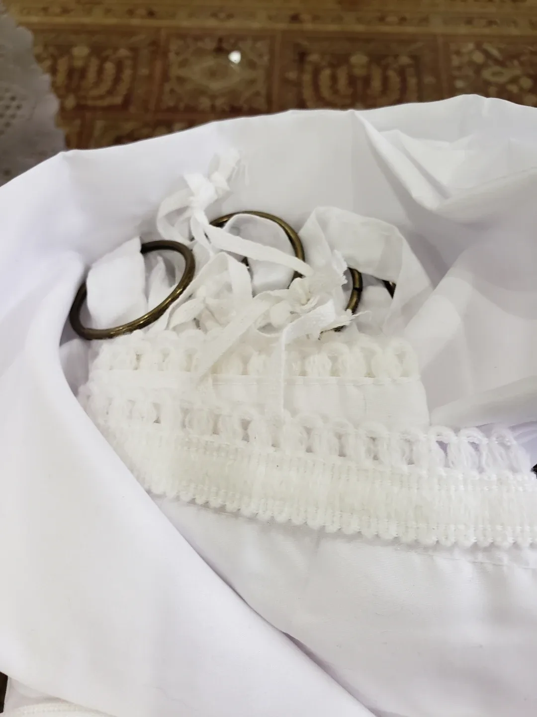 New Ideal Drapery Liner 50" x 77" image indicator(4)