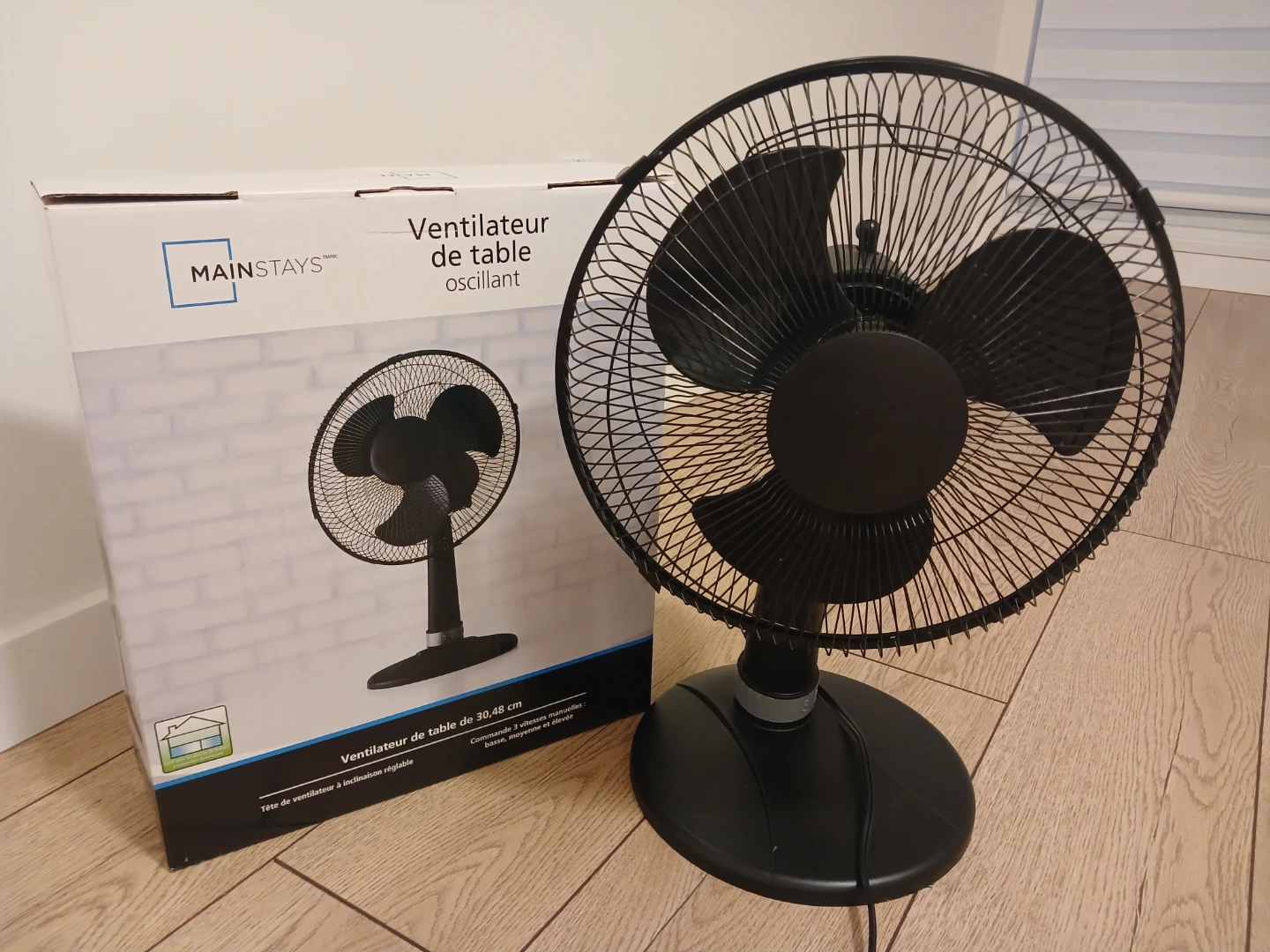 Mainstays 30.48 cm Oscillating Table Fan