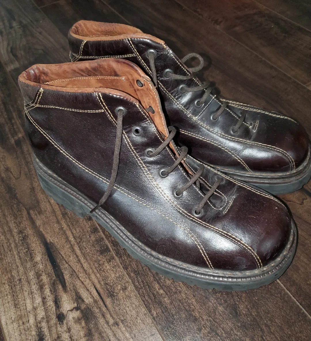 Brown Leather Retro Boots - size 12