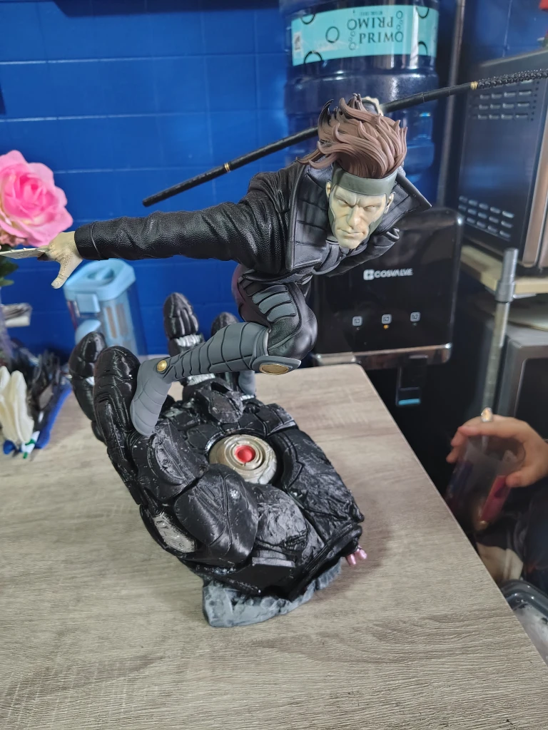 Gambit Statue