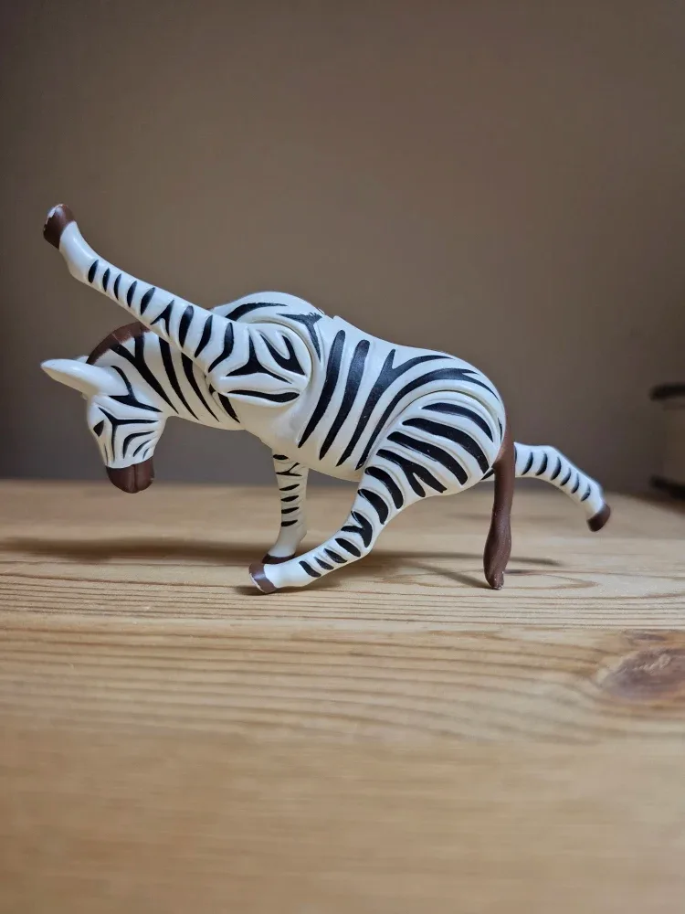Zebra 🦓 articulated animal figure image indicator(2)