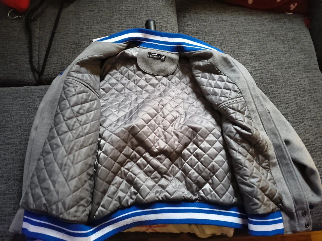 Chicago Cubs Pro Standard 3XL Varsity Jacket - photo 4
