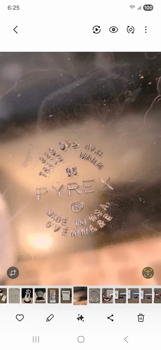 Pyrex 9½ Inch Pie Dish! image indicator(2)