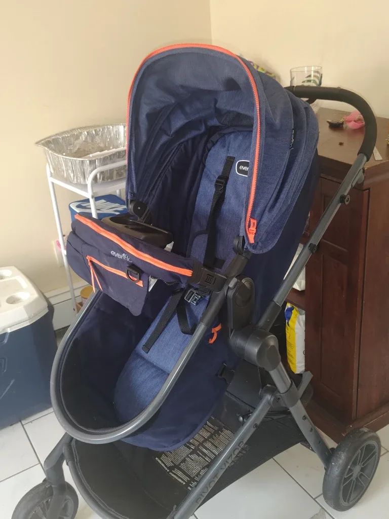 Evenflo Pivot Vizor Stroller - Navy Blue