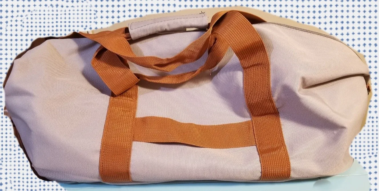 NEW Large Capacity Unisex Duffle Bag, Grey image indicator(6)