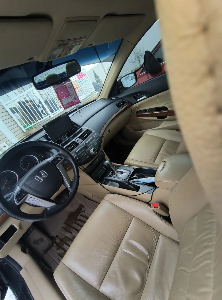 Honda Accord Sedan - Black - photo 4