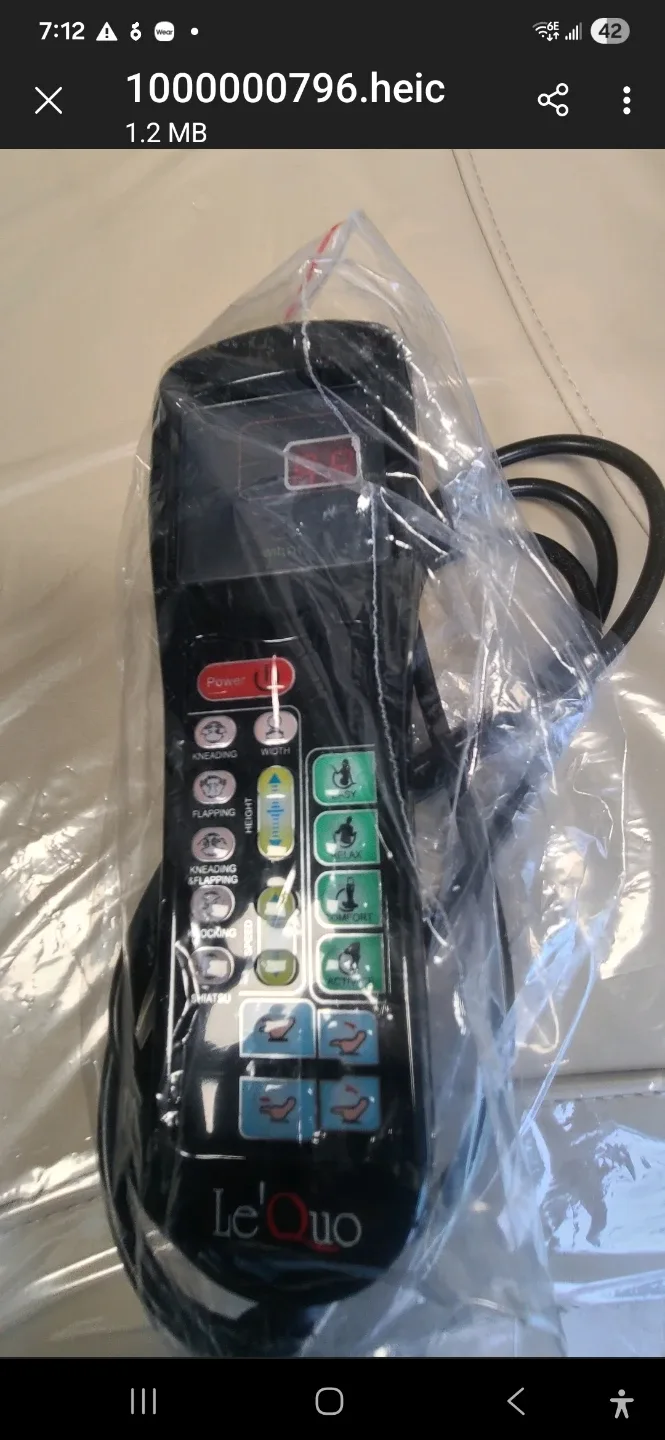 New Le'Quo Salon Grade Massage Chair image indicator(3)