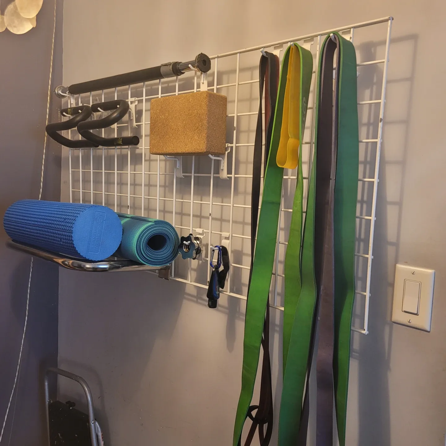 Wall-Mounted Grid Panel Organizer image indicator(2)